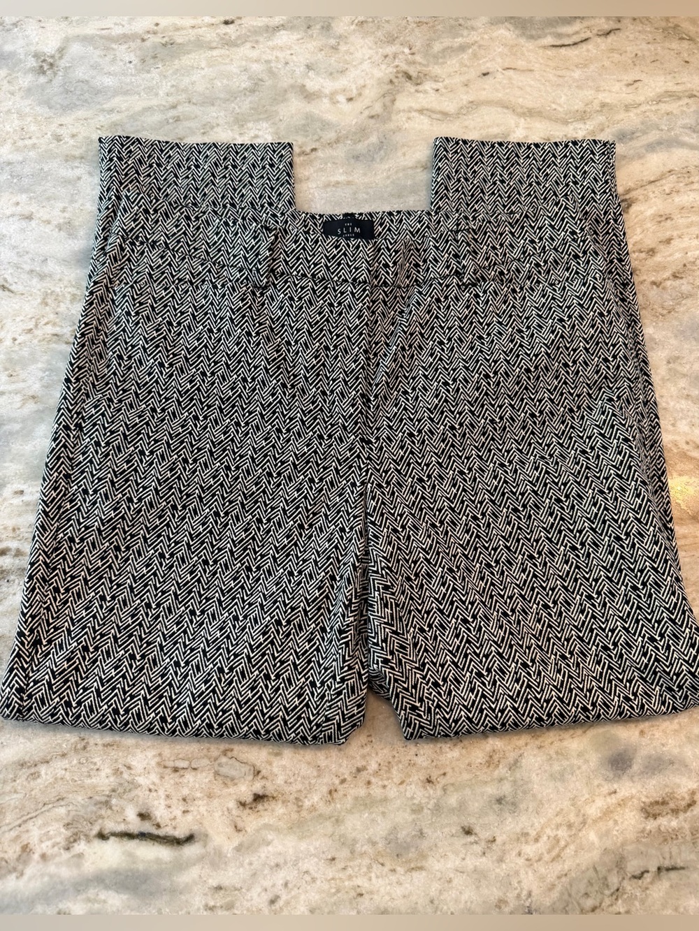 White House Black Market Slim Ankle Pants Black White Size 6